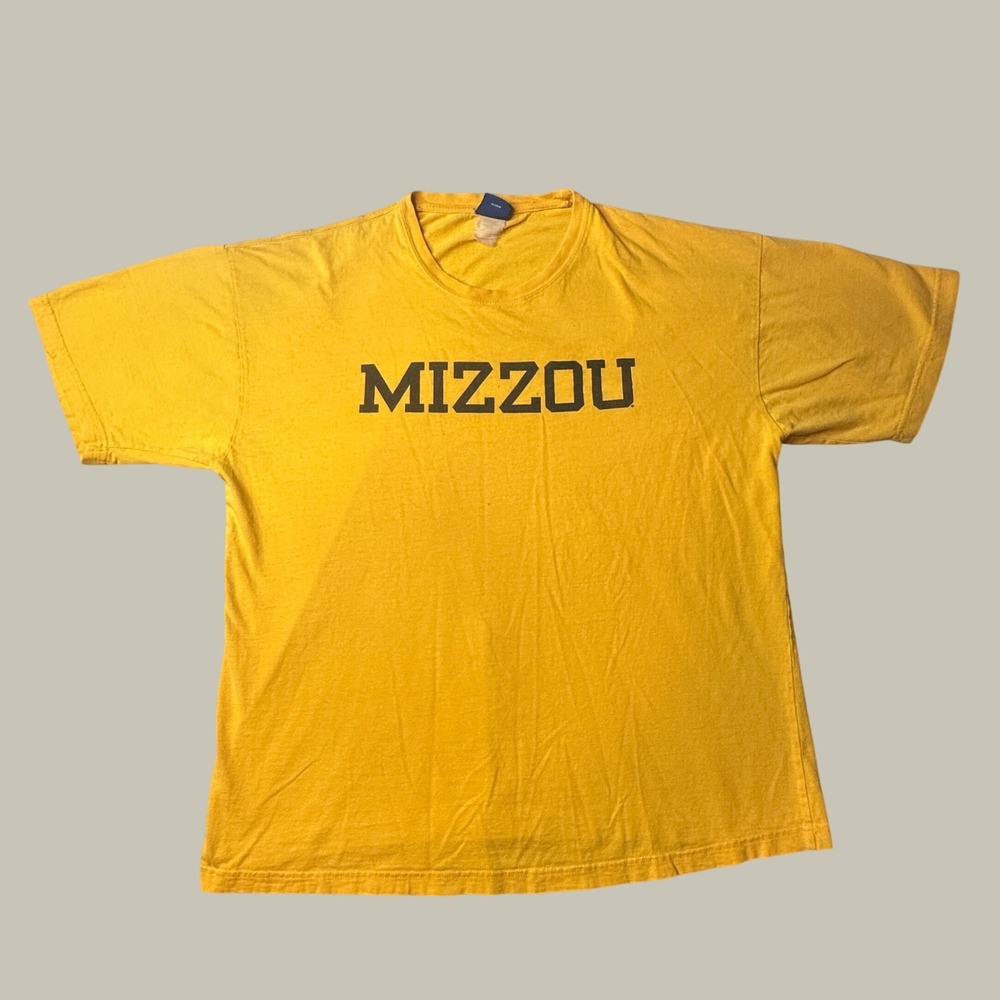 Missouri Mizzou T-Shirt Mens XL Yellow NCAA Football College Old Varsity Brand